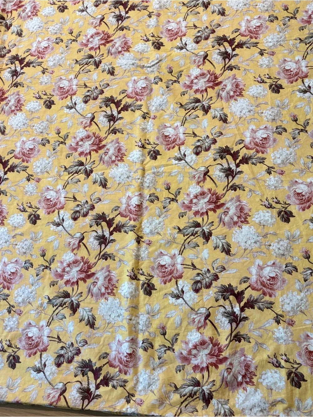 Pottery Barn Ansley Yellow Floral Duvet Cover Queen cozy cottage